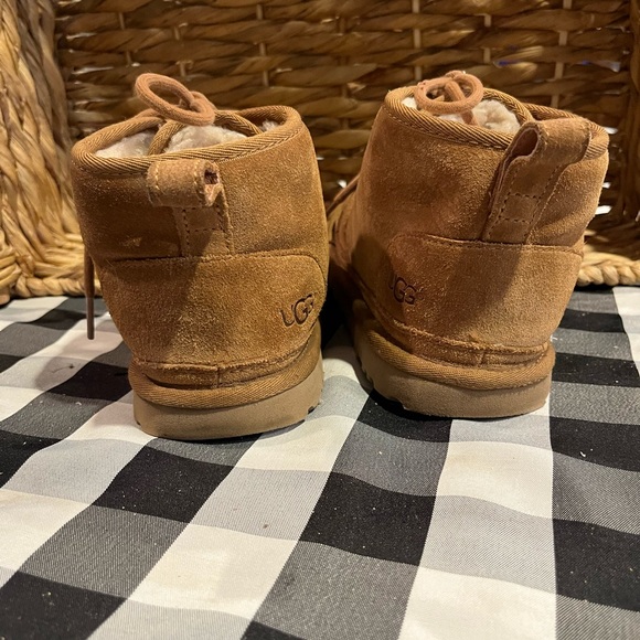 UGG Classic Tan Suede Boots - Picture 10 of 14